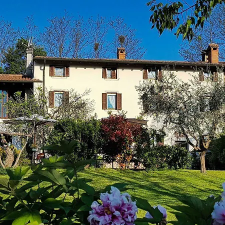 Le Jardin Bed & Breakfast *